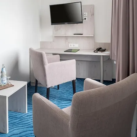 فندق Inselhotel Rote Erde 3*