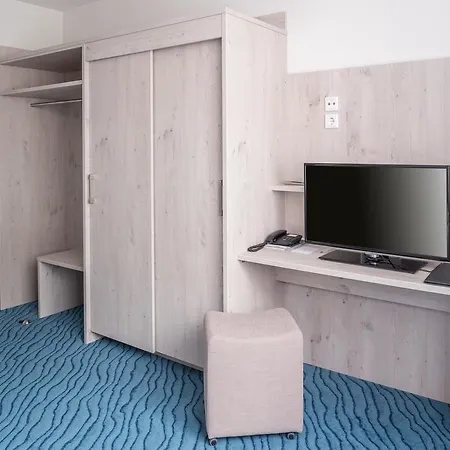 فندق Inselhotel Rote Erde بوركم