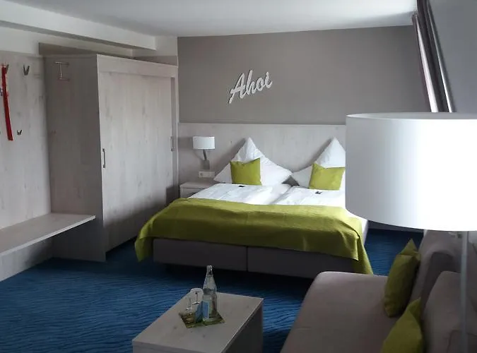 Inselhotel Rote Erde 3* ボルクム